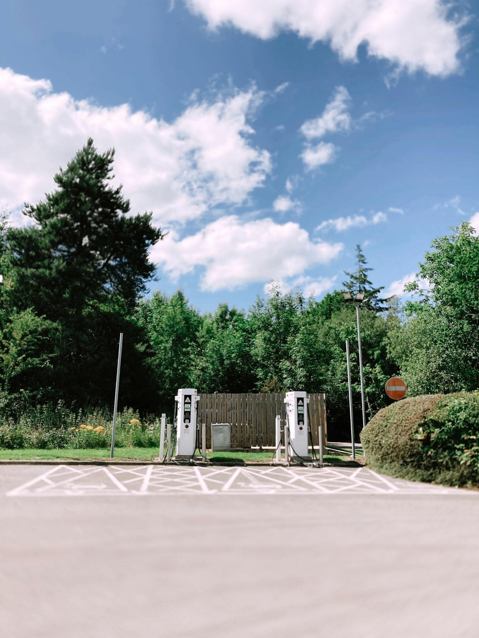 Charging station for electric cars